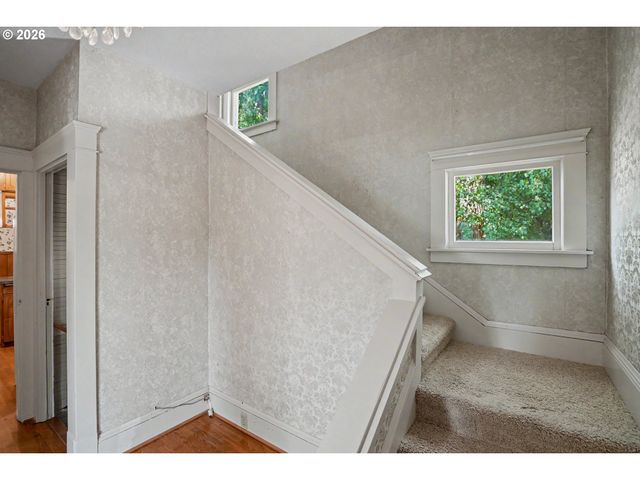 11874 HAZELGREEN Rd Ne, Silverton, OR 97381