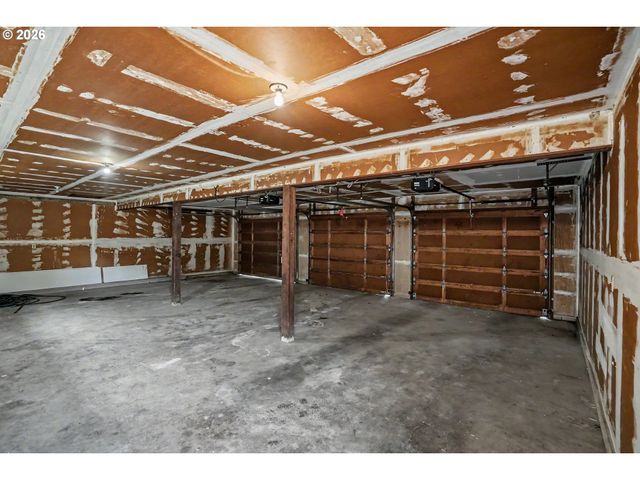 11874 HAZELGREEN Rd Ne, Silverton, OR 97381