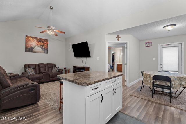 4601 Dewey Way, Knoxville, TN 37912