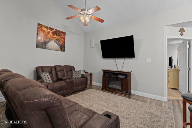 4601 Dewey Way, Knoxville, TN 37912