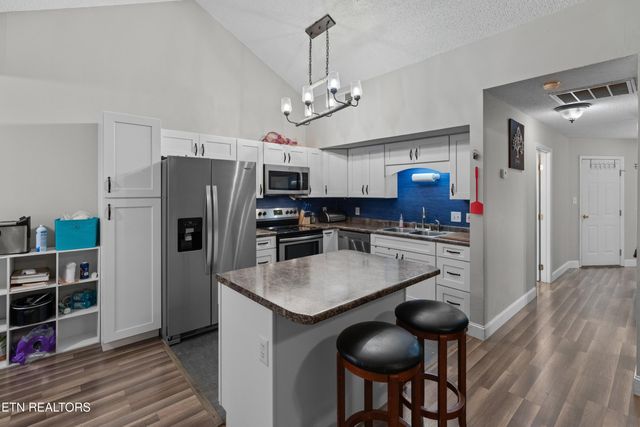 4601 Dewey Way, Knoxville, TN 37912