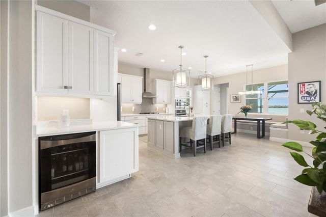 8083 WATERBEND TRAIL, Sarasota, FL 34240