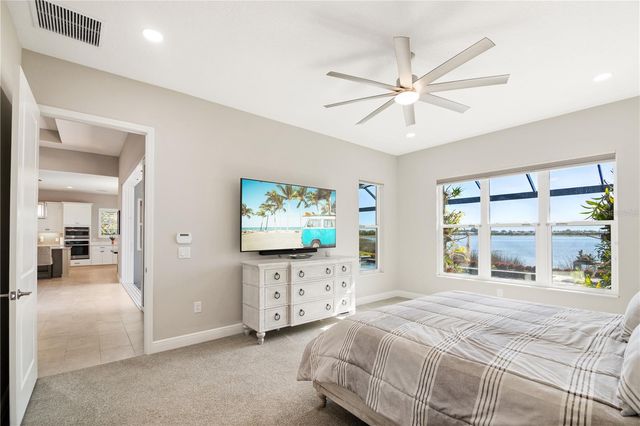 8083 WATERBEND TRAIL, Sarasota, FL 34240