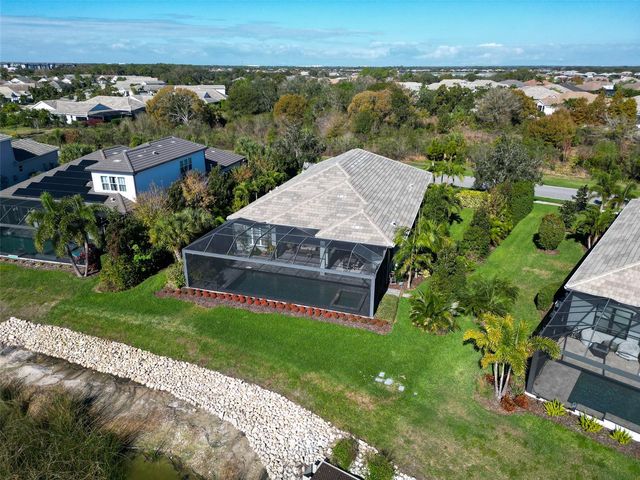 8083 WATERBEND TRAIL, Sarasota, FL 34240