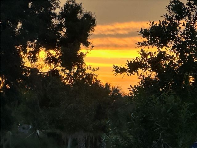 8083 WATERBEND TRAIL, Sarasota, FL 34240