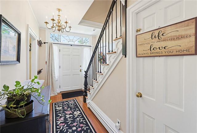 520 East Avenue, Pawtucket, RI 02860