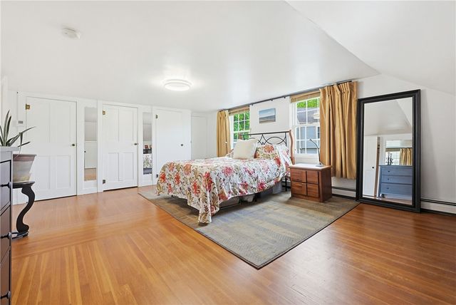 520 East Avenue, Pawtucket, RI 02860