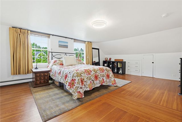 520 East Avenue, Pawtucket, RI 02860