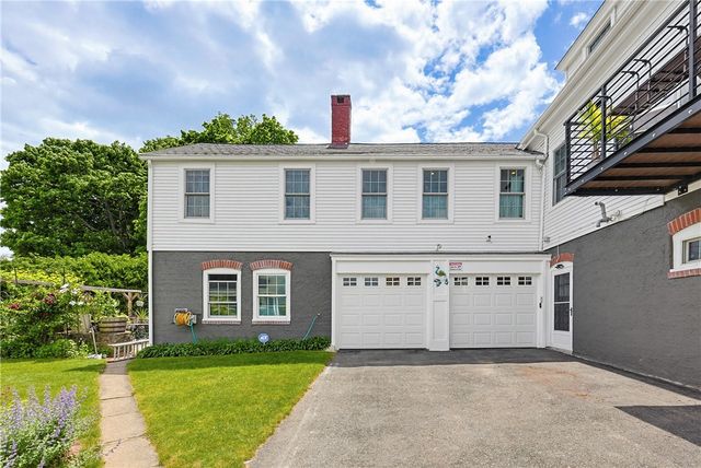 520 East Avenue, Pawtucket, RI 02860