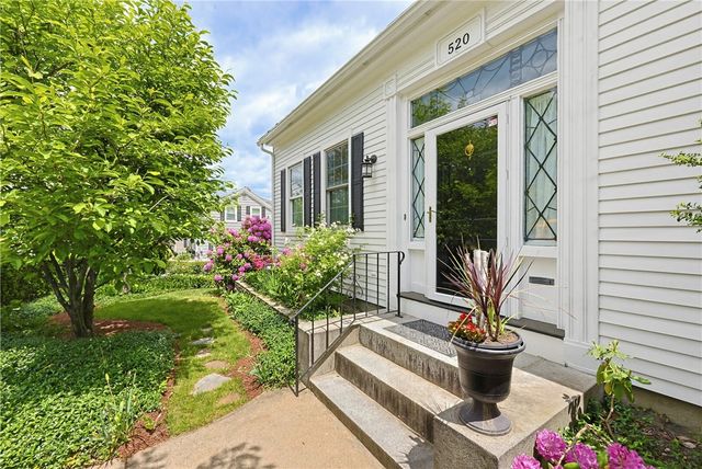 520 East Avenue, Pawtucket, RI 02860
