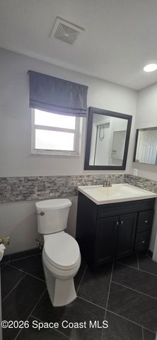 196 Nemo Circle NE, Melbourne, FL 32907