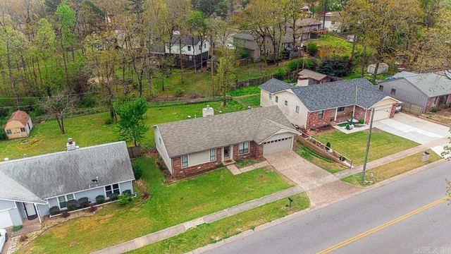 1405 Green Mountain DR, Little Rock, AR 72211