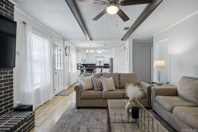 1405 Green Mountain DR, Little Rock, AR 72211