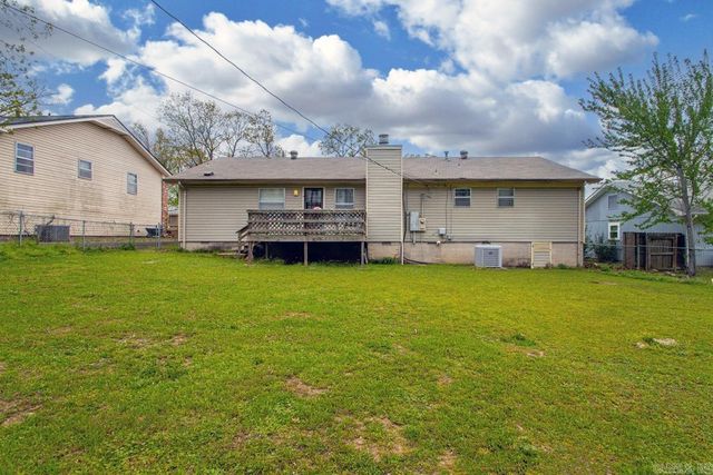 1405 Green Mountain DR, Little Rock, AR 72211