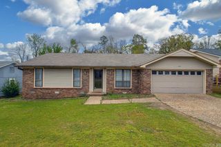 1405 Green Mountain DR, Little Rock, AR 72211