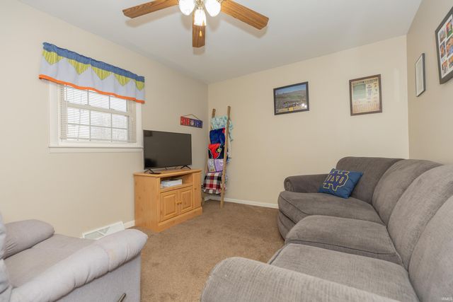 2413 W Mill Road, Evansville, IN 47720