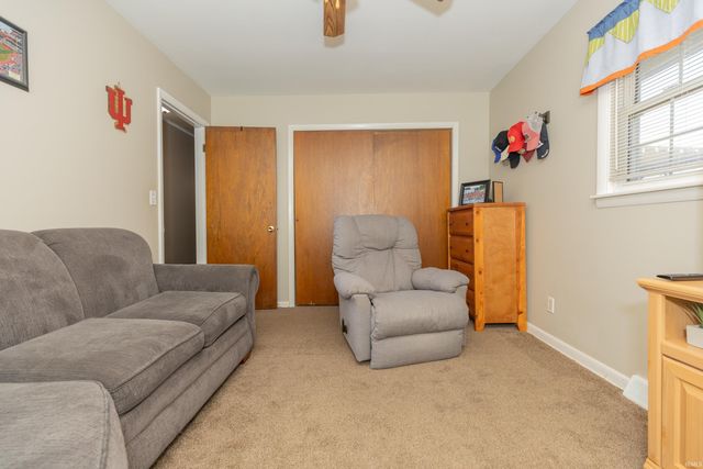 2413 W Mill Road, Evansville, IN 47720