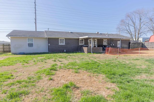 2413 W Mill Road, Evansville, IN 47720