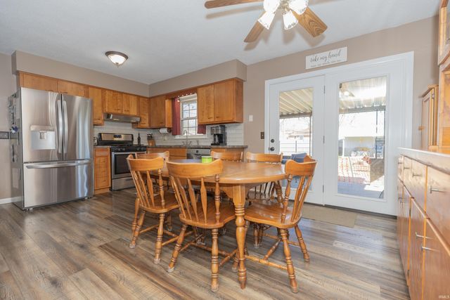 2413 W Mill Road, Evansville, IN 47720