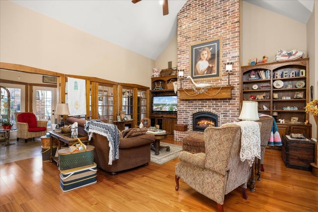 9001 Sawgrass Court, Granbury, TX 76049