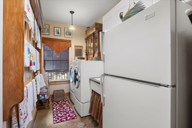 9001 Sawgrass Court, Granbury, TX 76049