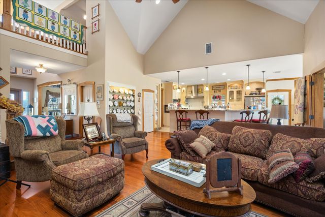 9001 Sawgrass Court, Granbury, TX 76049