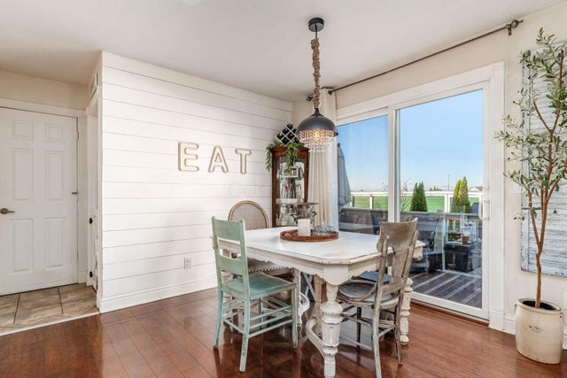 71 Gala Avenue, Pataskala, OH 43062