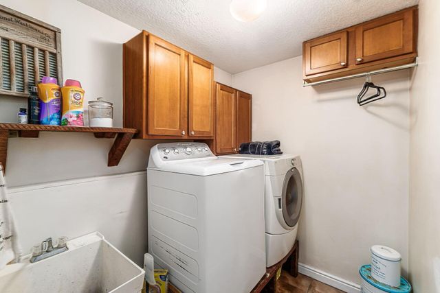 71 Gala Avenue, Pataskala, OH 43062