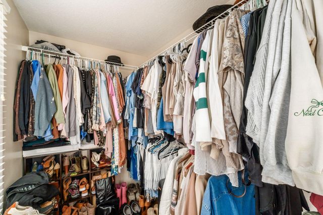 71 Gala Avenue, Pataskala, OH 43062