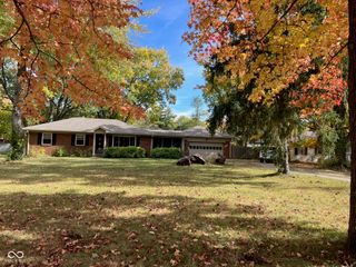 10187 N College Avenue, Carmel, IN 46280