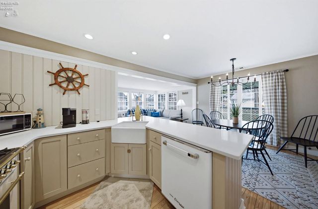 W 113 Iroquois Trail, Sandusky, OH 44870