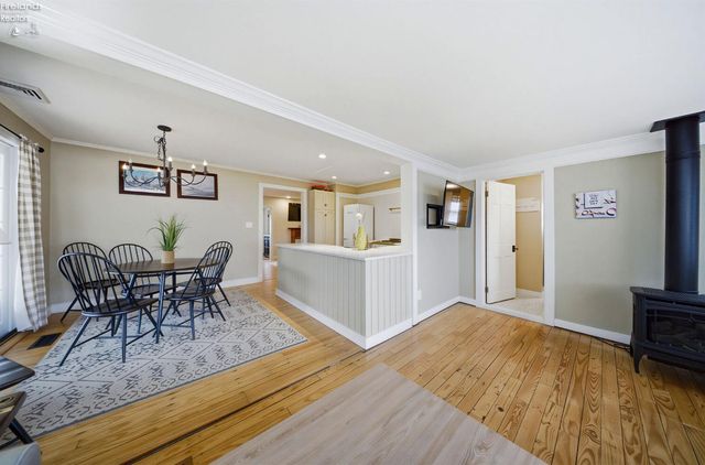 W 113 Iroquois Trail, Sandusky, OH 44870