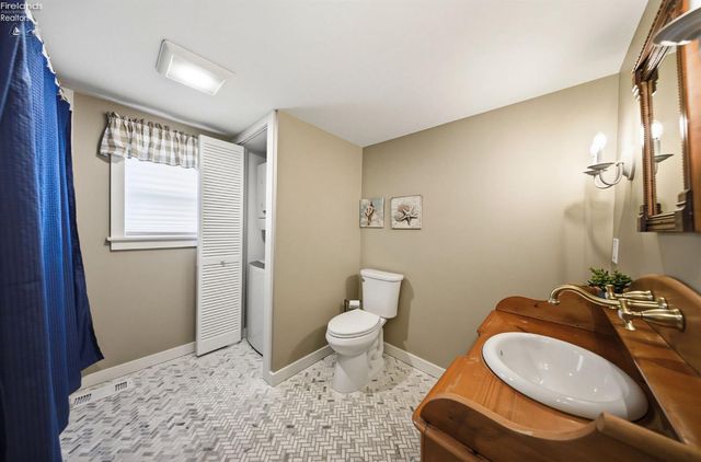 W 113 Iroquois Trail, Sandusky, OH 44870