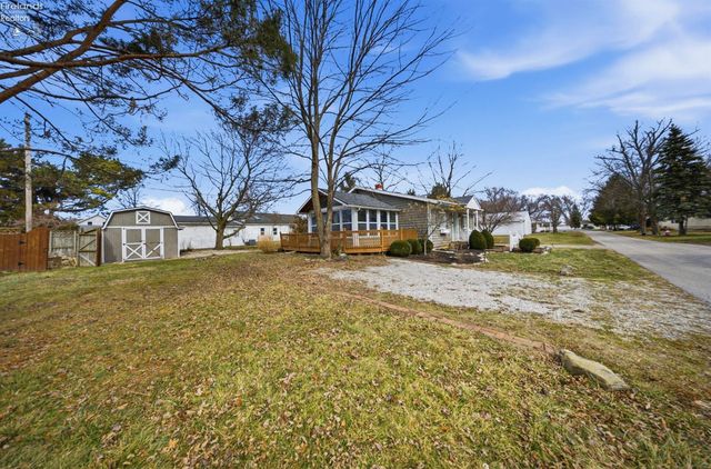 W 113 Iroquois Trail, Sandusky, OH 44870