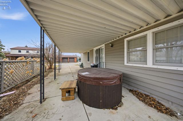 W 113 Iroquois Trail, Sandusky, OH 44870