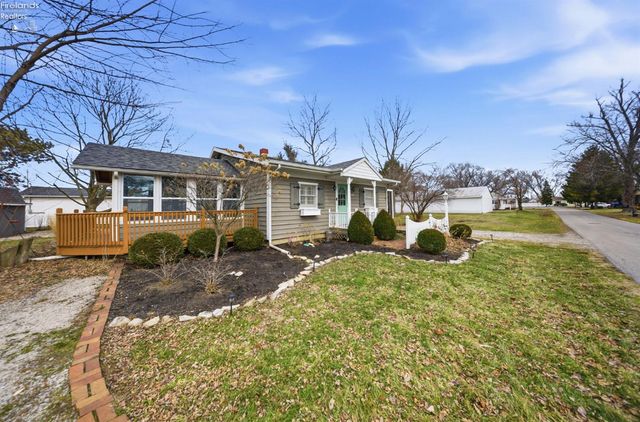 W 113 Iroquois Trail, Sandusky, OH 44870