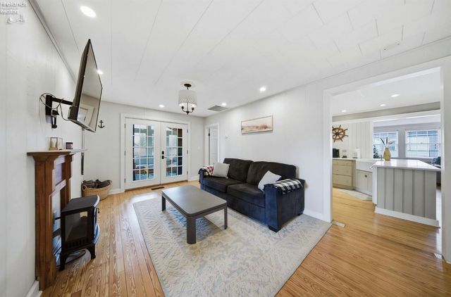 W 113 Iroquois Trail, Sandusky, OH 44870