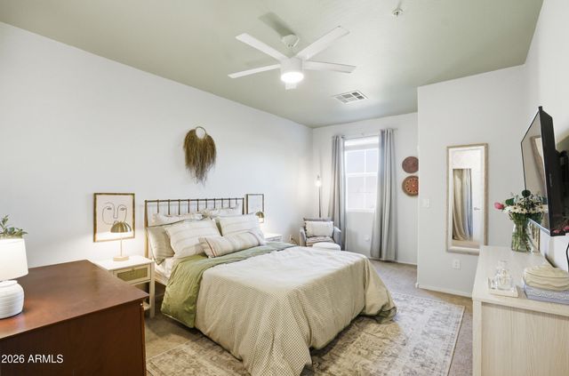 2282 E HIDALGO Avenue, Phoenix, AZ 85040