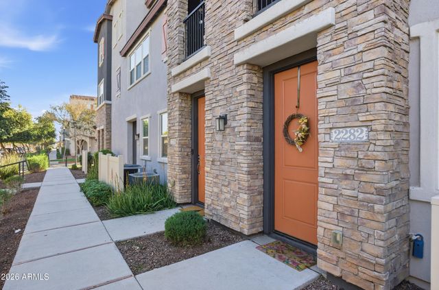 2282 E HIDALGO Avenue, Phoenix, AZ 85040