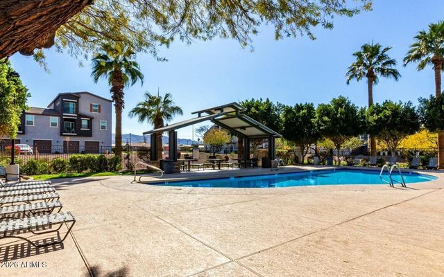 2282 E HIDALGO Avenue, Phoenix, AZ 85040