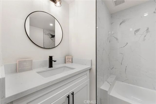 14456 Foothill Boulevard 43, Sylmar, CA 91342