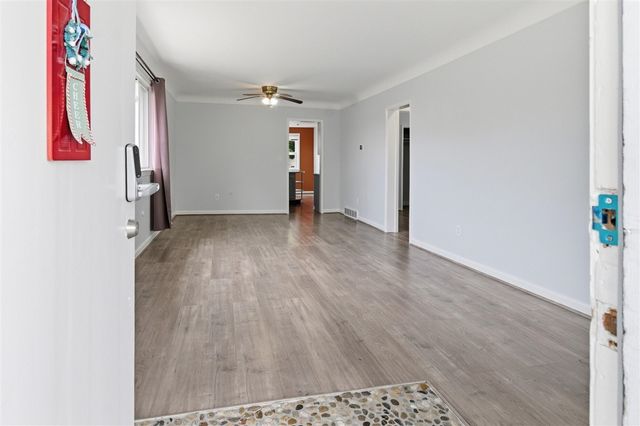 27033 Brush Street, Madison Heights, MI 48071