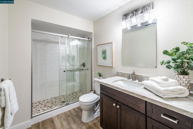 1006 Howard Hills Rd, Lafayette, CA 94549