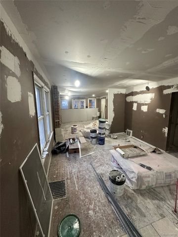 4017 Pingree Street, Detroit, MI 48204