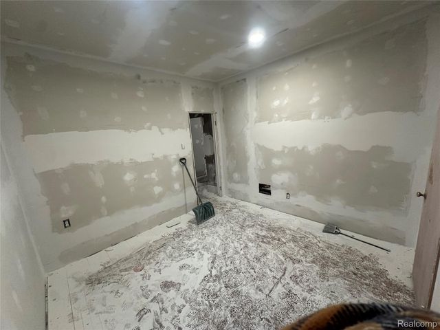 4017 Pingree Street, Detroit, MI 48204