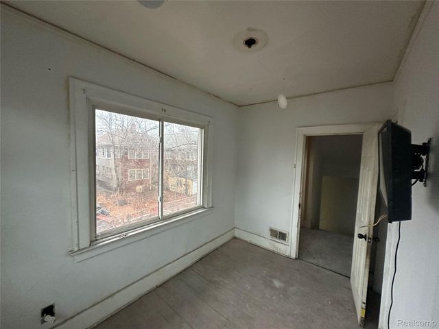 4017 Pingree Street, Detroit, MI 48204