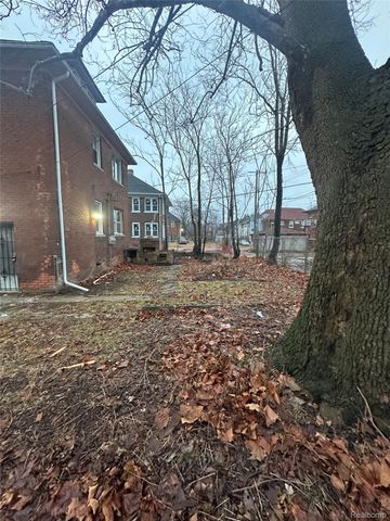 4017 Pingree Street, Detroit, MI 48204