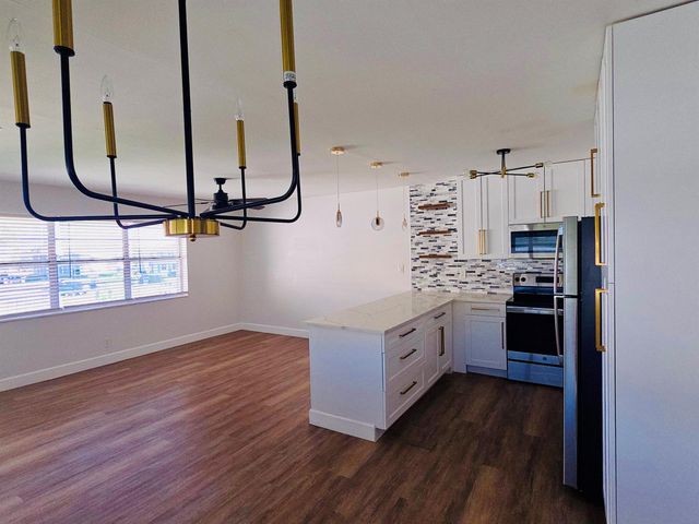 240 Horizons W 208, Boynton Beach, FL 33435