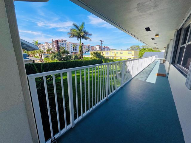 240 Horizons W 208, Boynton Beach, FL 33435