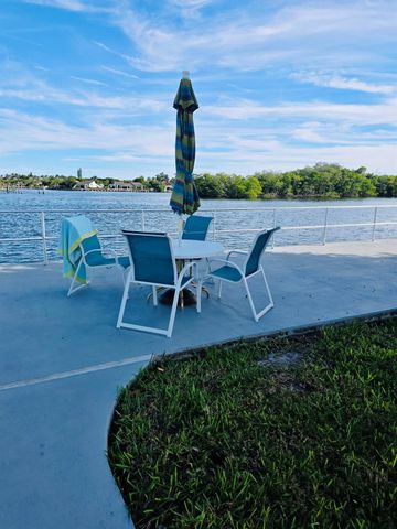 240 Horizons W 208, Boynton Beach, FL 33435